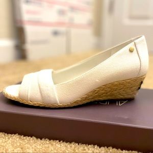 Aubrey Lynn patricey White canvas glitter Elast wedges